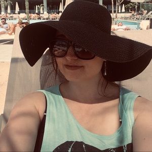 Meet your Posher, Ginger